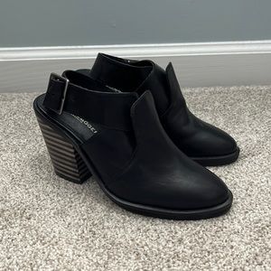 New without box Kelsi Dagger Brooklyn